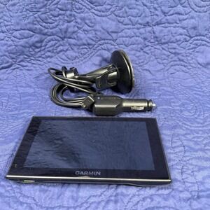 Garmin nuvi 2689LMT 6 Inch GPS Navigator Bluetooth Lifetime Maps Traffic Bundle